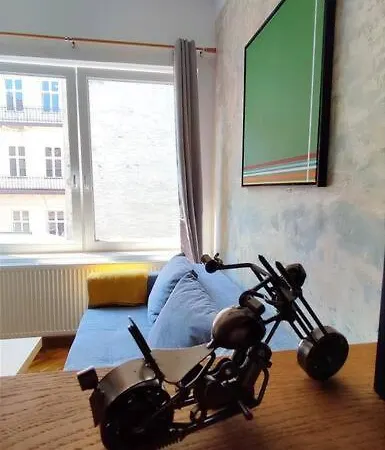 Isac 15 Apartment *